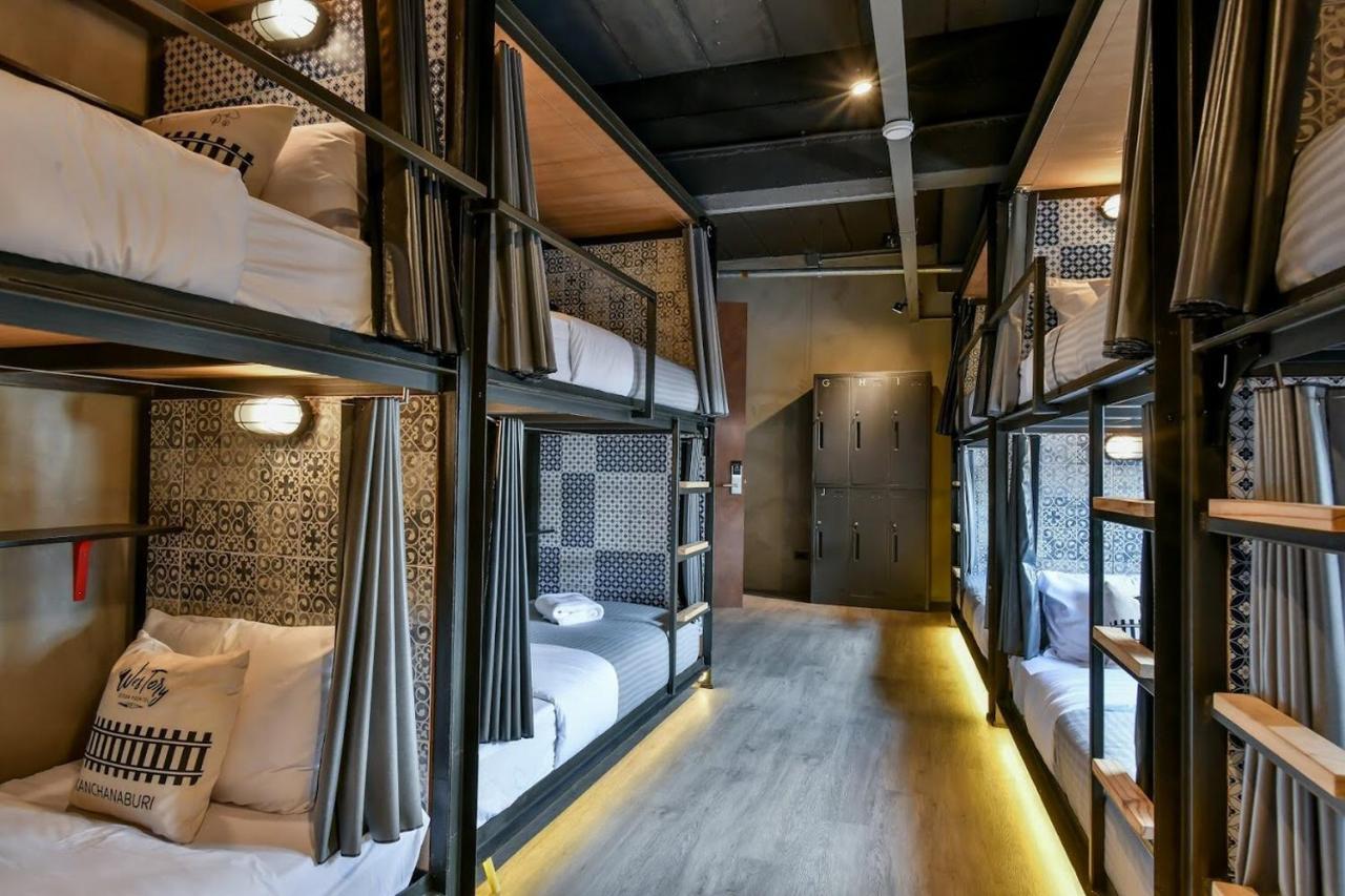 Westory Design Poshtel Otel Kanchanaburi Dış mekan fotoğraf